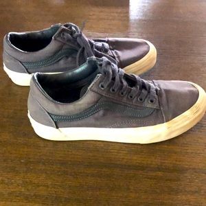 Vans shoes women’s